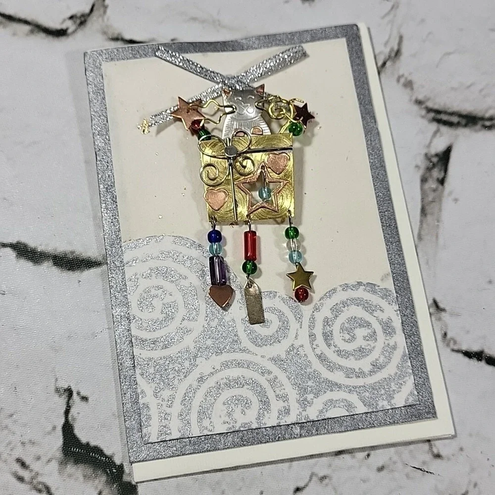 Chicos Pin Brooch Cat in a Christmas Package Box‎